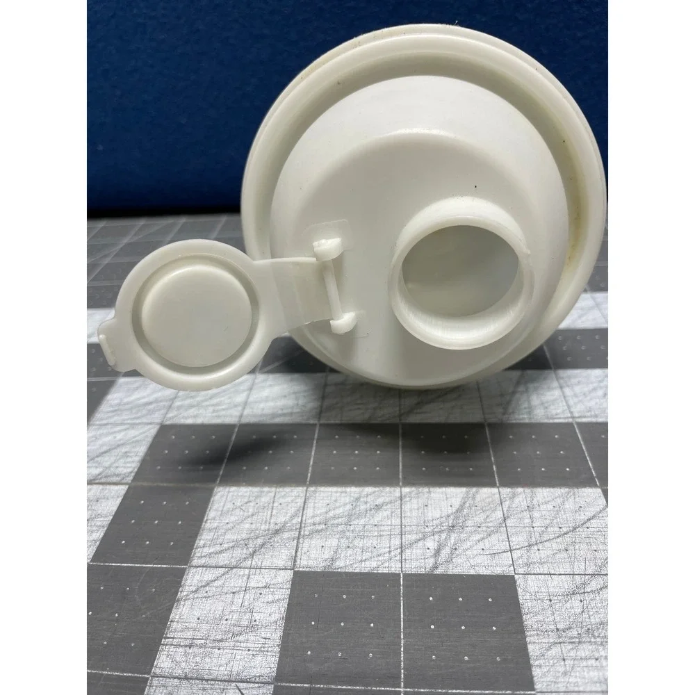 TUPPERWARE  QUICK‎ SHAKE WHITE MISSING INNER MIXER  844